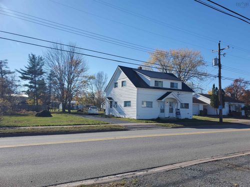 103/105 Acadia Ave, Stellarton, NS, B0K1S0 | Card Image