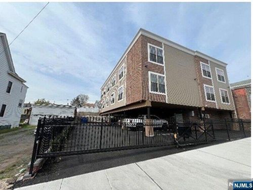 168-164-168 Atlantic St, Paterson, NJ, 07503-2912 | Card Image