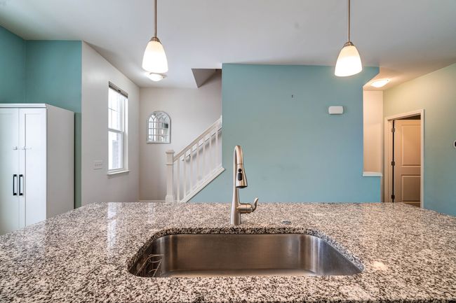 435 Wright St, Condo with 3 bedrooms, 3 bathrooms and null parking in Wixom MI | Image 15