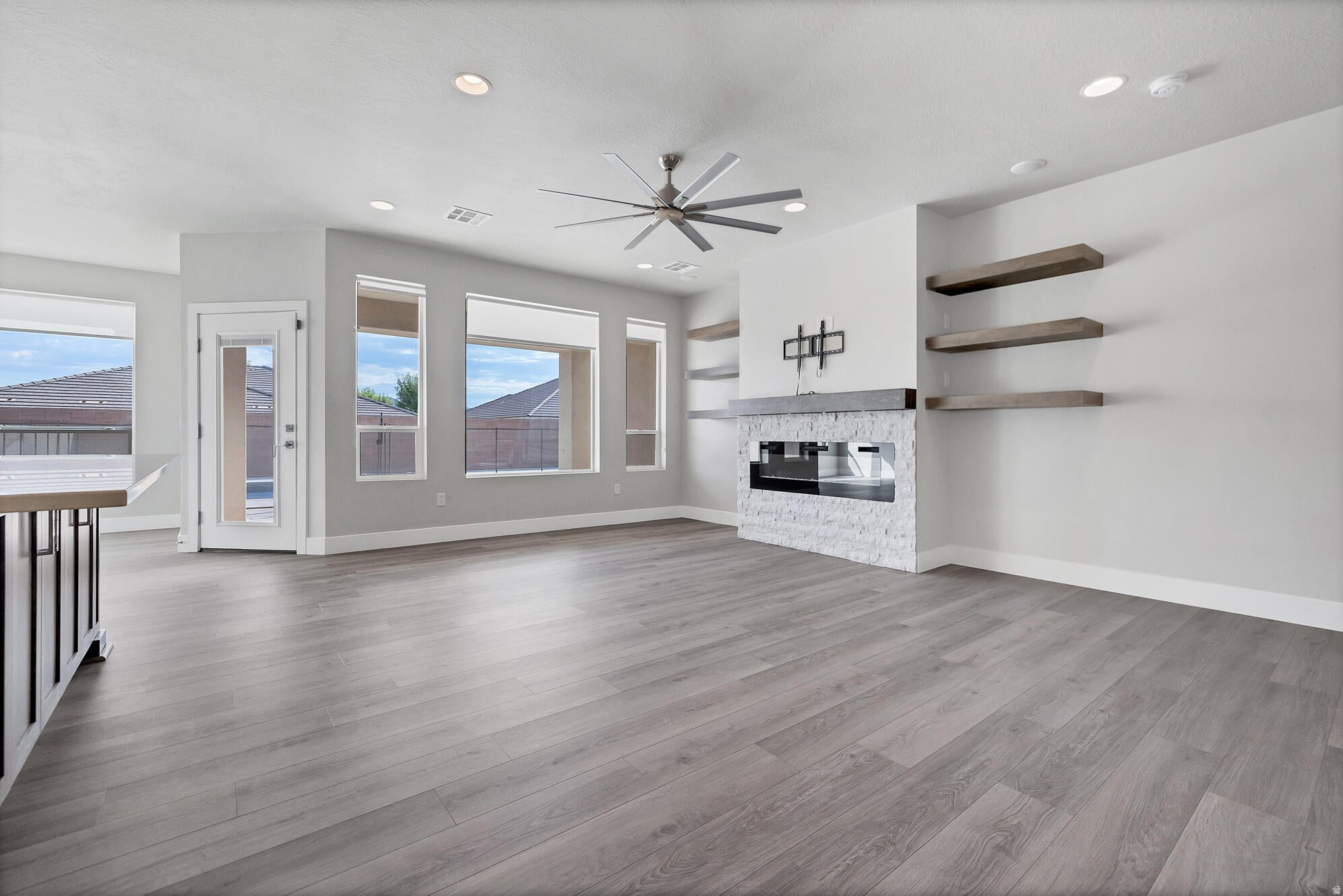 Residential in Hurricane 5