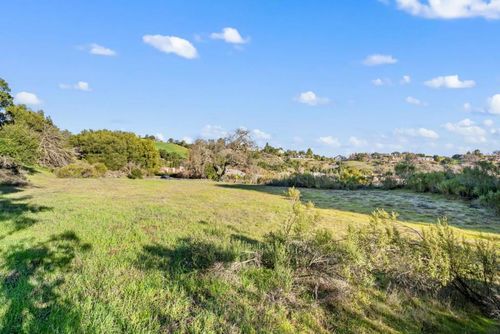 28120 Laura Ct, Los Altos Hills, CA, 94022-5151 | Card Image
