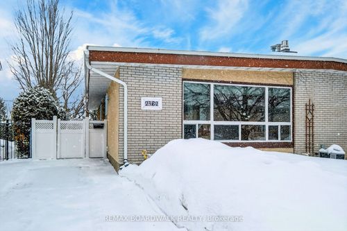2462 Tupper Ave, Ottawa, ON, K1G1G7 | Card Image