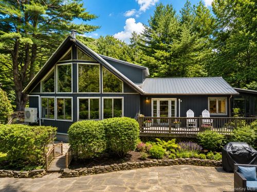 284 Mountain Pass, East Branch, NY, 13756-2027 | Card Image