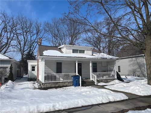 152 Elm St E, Bothwell, ON, N0P1C0 | Card Image