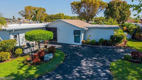 d50-3271 Boca Ciega Dr, NAPLES, FL, 34112-6107 | Card Image