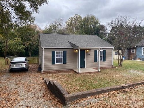108 Akron Ave, Kannapolis, NC, 28081-3375 | Card Image