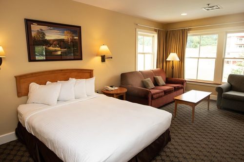 243 Qtr. I V Jackson Gore Inn, Ludlow, VT, 05149 | Card Image