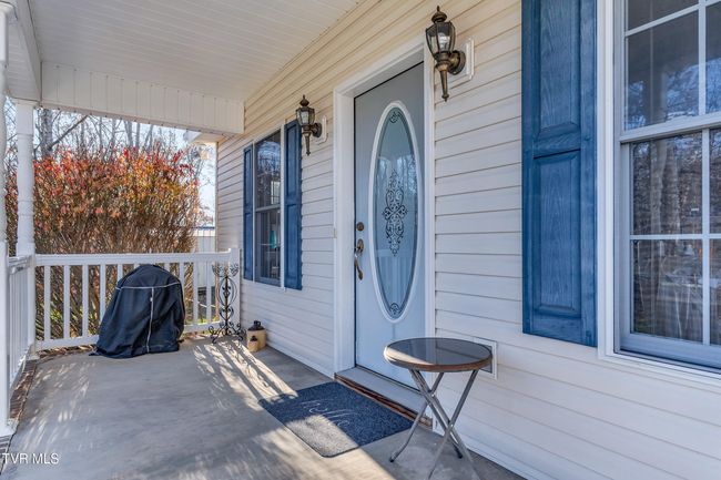 194 New Haven Dr, House other with 4 bedrooms, 3 bathrooms and null parking in Jonesville VA | Image 9