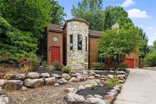 163 Burns Rd, Elyria, OH, 44035-1510 | Card Image