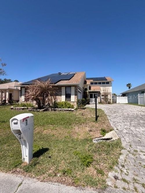 7 Clee Ct, PALM COAST, FL, 32137-9046 | Card Image