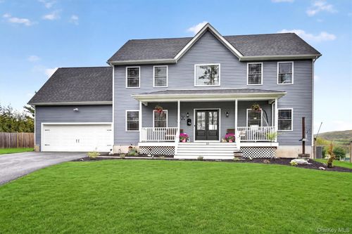 83 Lime Ridge Rd, Poughquag, NY, 12570-5447 | Card Image