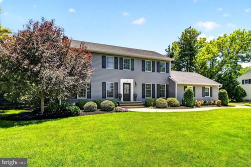 5 Fairway Dr, West Windsor, NJ, 08550-3312 | Card Image