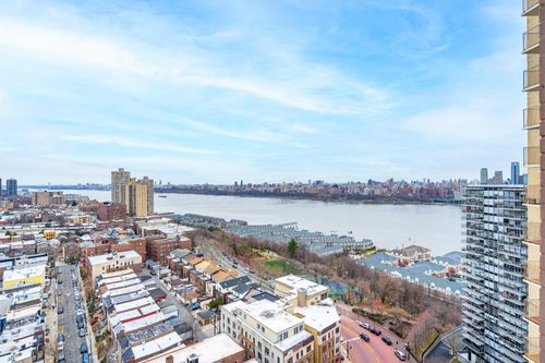 apt-17m-6040 Kennedy Blvd, West New York, NJ, 07093-3842 | Card Image