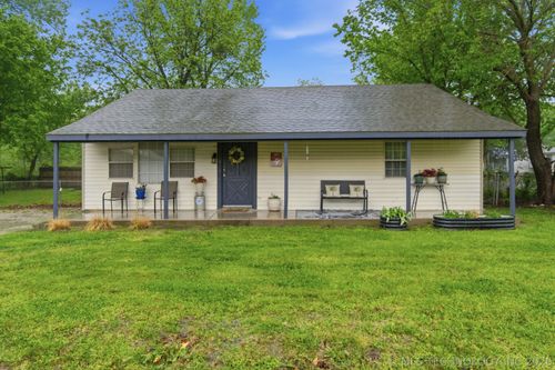 110 W Carter St, Sperry, OK, 74073 | Card Image