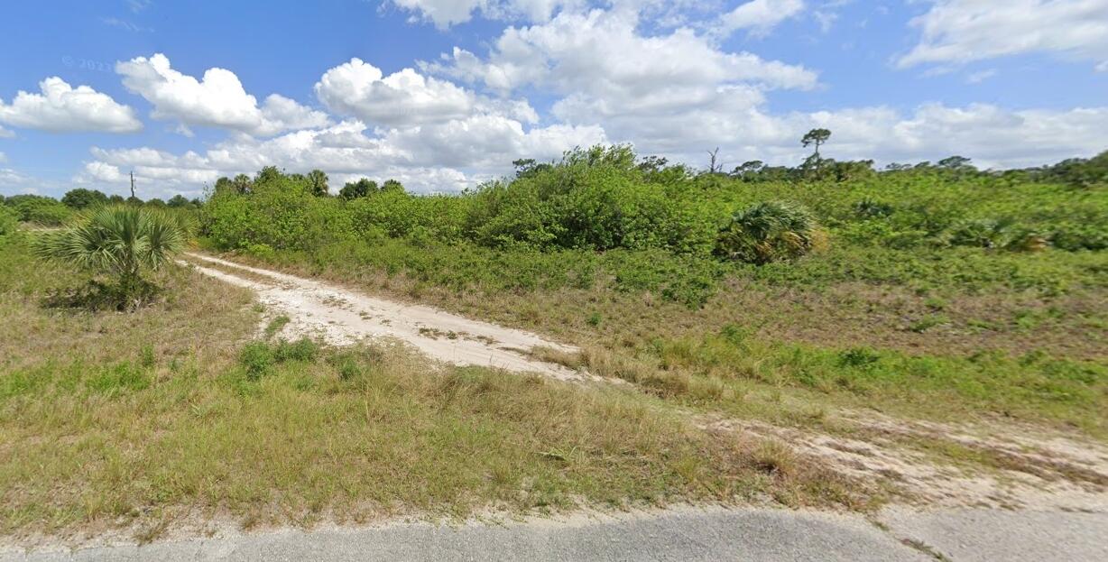Land in Labelle 2