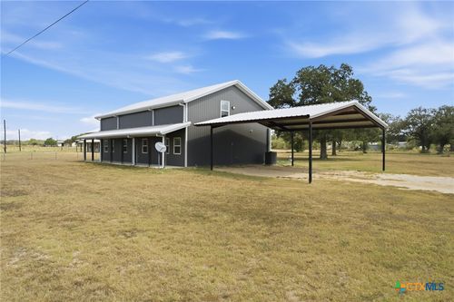 475 Cross Rd, Kingsbury, TX, 78638 | Card Image