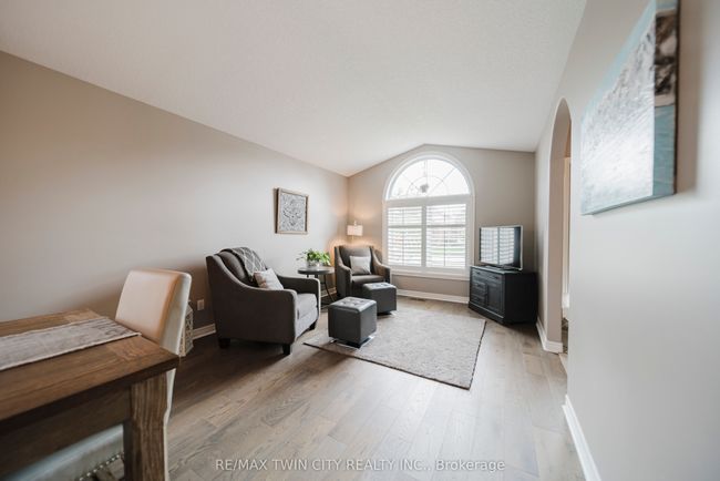 12 Schneller Crt, House other with 4 bedrooms, 3 bathrooms and 3 parking in Baden ON | Image 9
