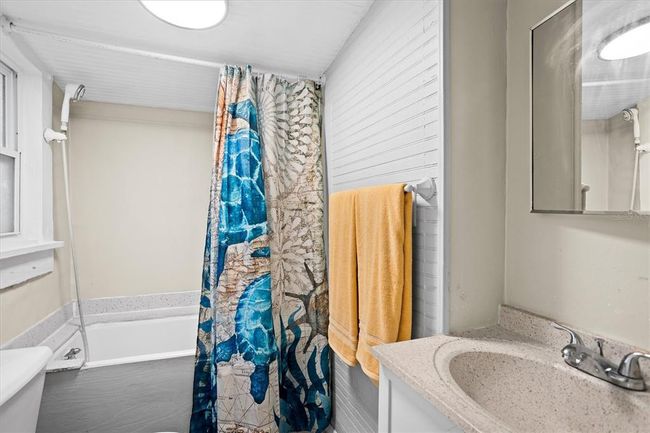 APT-2 - 527 8 Th St N, Condo with 4 bedrooms, 3 bathrooms and null parking in St Petersburg FL | Image 32