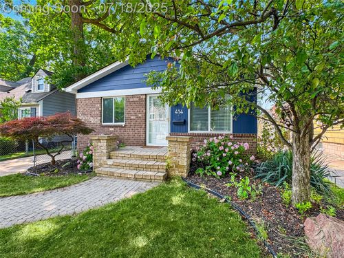 414 Gardenia Ave, Royal Oak, MI, 48067-3647 | Card Image