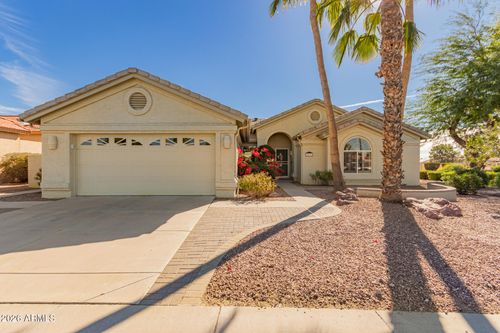 563 W Champagne Dr, Chandler, AZ, 85248-7832 | Card Image