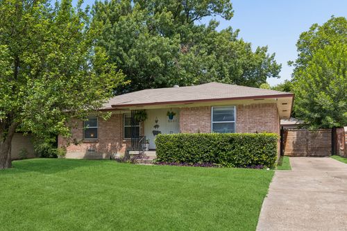 8031 Fall River Dr, Dallas, TX, 75228-5914 | Card Image