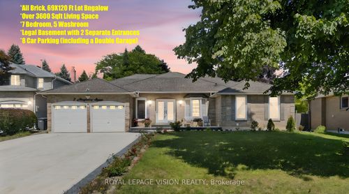 7 Montgomery Sq, Brampton, ON, L6Z3H2 | Card Image