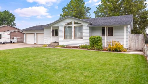 3411 E Pineglen Ave, Mead, WA, 99021-9357 | Card Image