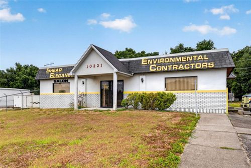 10221 Us Highway 301, Dade City, FL, 33525-0818 | Card Image