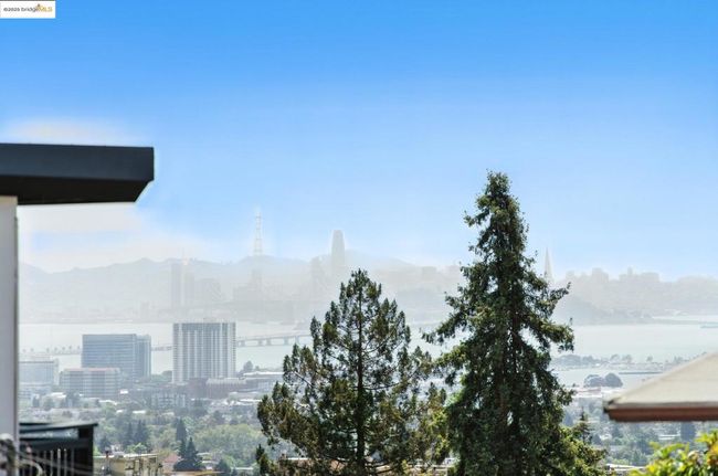 7 Panoramic Way, Condo with 2 bedrooms, 1 bathrooms and null parking in Berkeley CA | Image 14