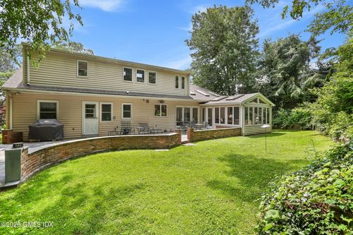 58 Arch St, Riverside, CT, 06878-1924 | Card Image