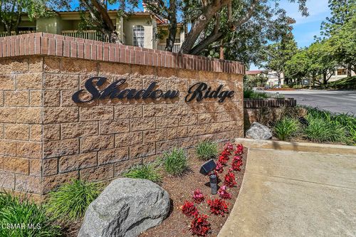 302-5837 Oak Bend Ln, Oak Park, CA, 91377-5609 | Card Image