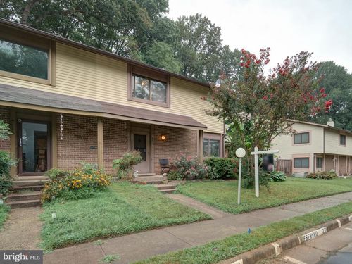 5674 Oak Tanager Ct, BURKE, VA, 22015-2227 | Card Image