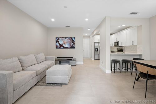 4-950 Marina Del Ray Ln, West Palm Beach, FL, 33401-8457 | Card Image