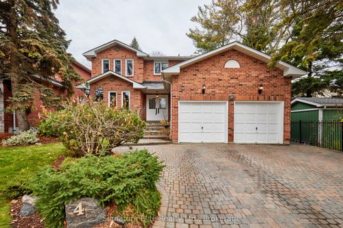 4 Camor Crt, Scarborough, ON, M1C4V5 | Card Image