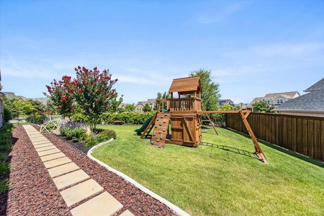 1801 Shade Tree St, House other with 4 bedrooms, 5 bathrooms and null parking in Aledo TX | Image 33