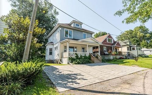 4354 Leader Lane, Niagara Falls, ON, L2E2Z6 | Card Image