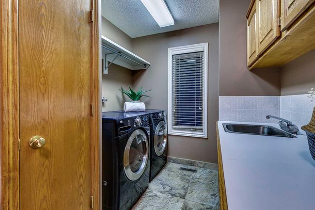 13 Sunset Cove Se, House detached with 5 bedrooms, 4 bathrooms and 8 parking in Calgary AB | Image 17