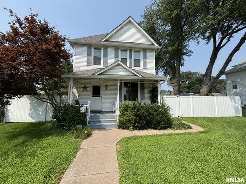 1115 13th Ave, Moline, IL, 61265-3070 | Card Image