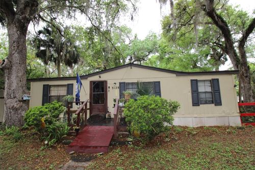 3128 Cr 418, Lake Panasoffkee, FL, 33538-4410 | Card Image