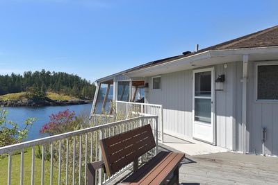 13209 Dames Rd, House other with 2 bedrooms, 3 bathrooms and null parking in Garden Bay BC | Image 3