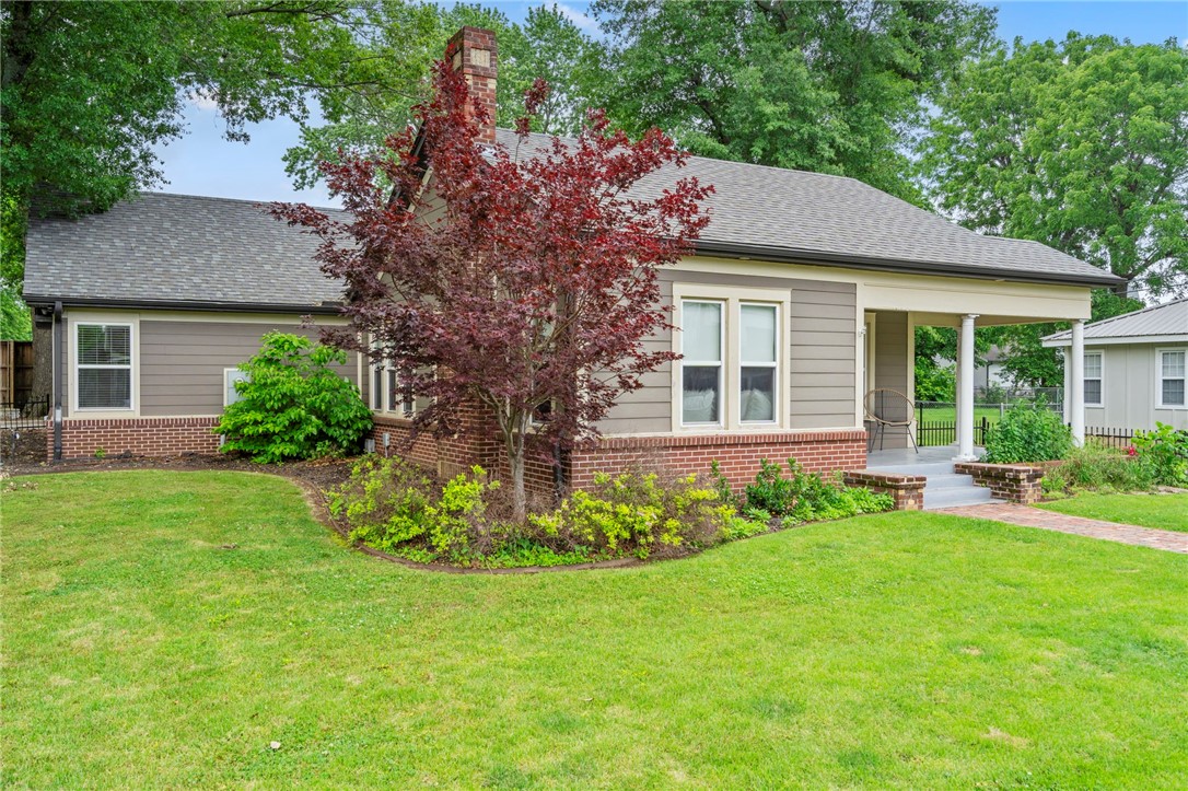 C St, Bentonville, AR 72712