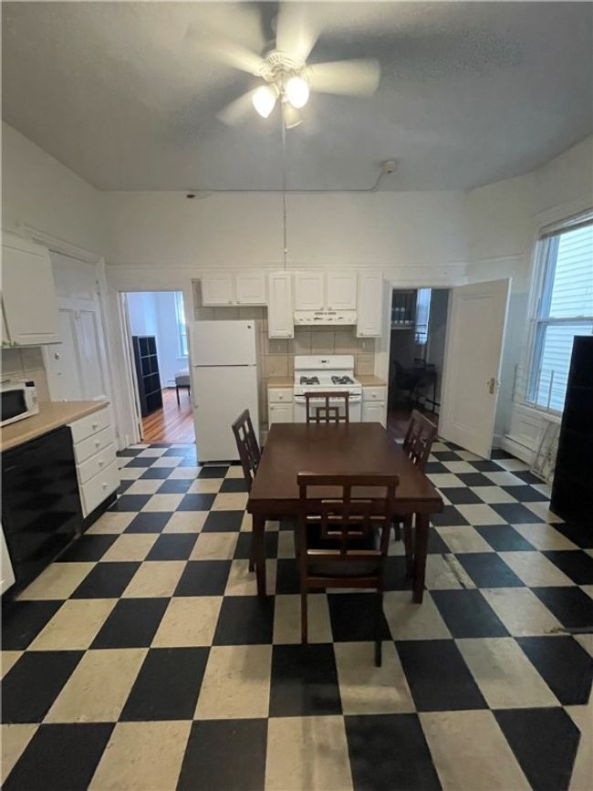 339 Thayer St, Home with 0 bedrooms, 0 bathrooms and 7 parking in Providence RI | Image 21