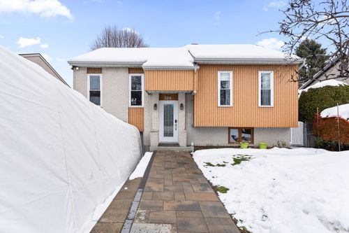 324 Rue Pierre Coté, Bois des Filion, QC, J6Z4A2 | Card Image