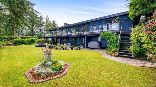 1093 Ash St, Campbell River, BC, V9W1G6 | Card Image
