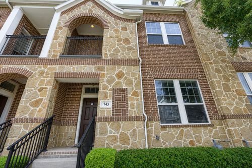 743 Matthew Pl, Richardson, TX, 75081-5077 | Card Image