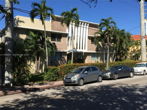 26-4740 Pine Tree Dr, Miami Beach, FL, 33140 | Card Image