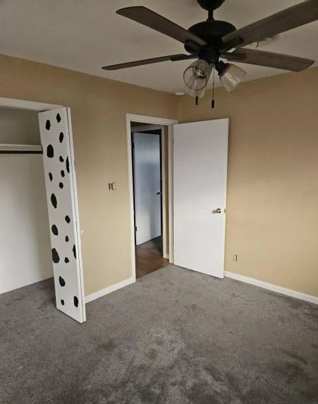2727 E 25 Th St, House other with 3 bedrooms, 2 bathrooms and 6 parking in Big Spring TX | Image 12