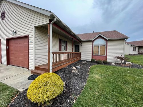 8699 Northstar Circle, Seville, OH, 44273 | Card Image