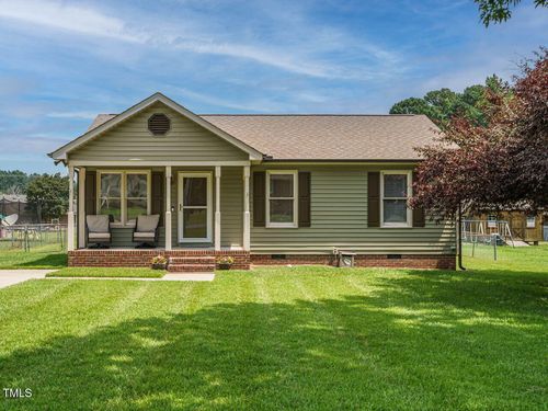 635 Raymond Dr, Wendell, NC, 27591-9449 | Card Image