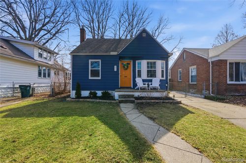 370 Channing St, Ferndale, MI, 48220-2500 | Card Image